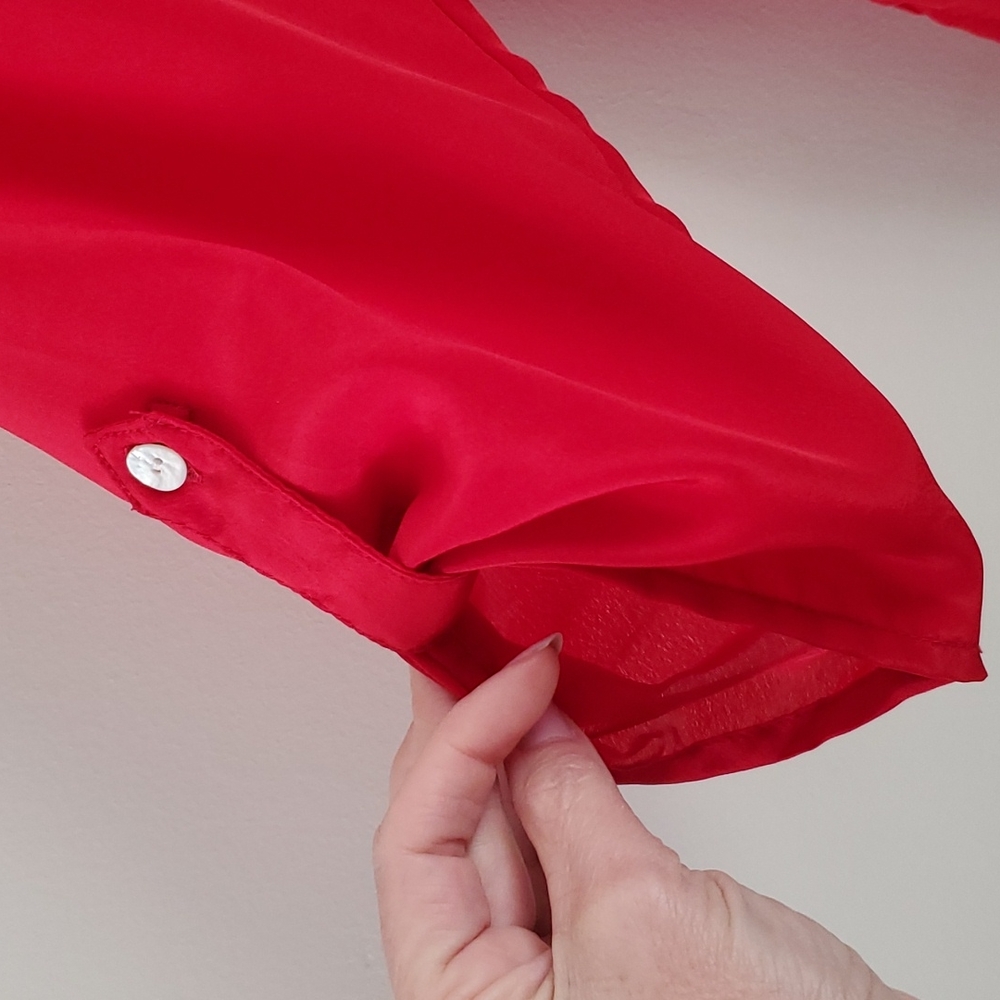 Red High-Low Blouse - Picture 3 of 6